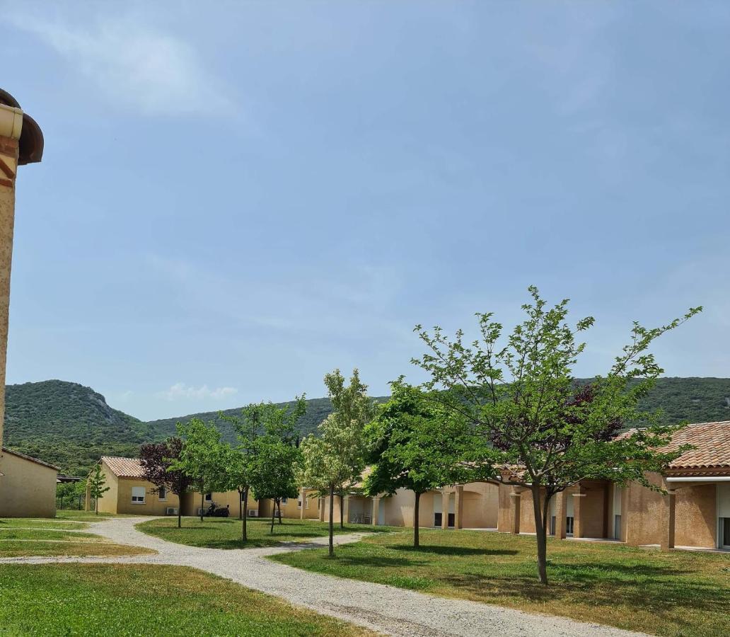 Park & Suites Village Gorges De L'Herault-Cevennes Brissac المظهر الخارجي الصورة