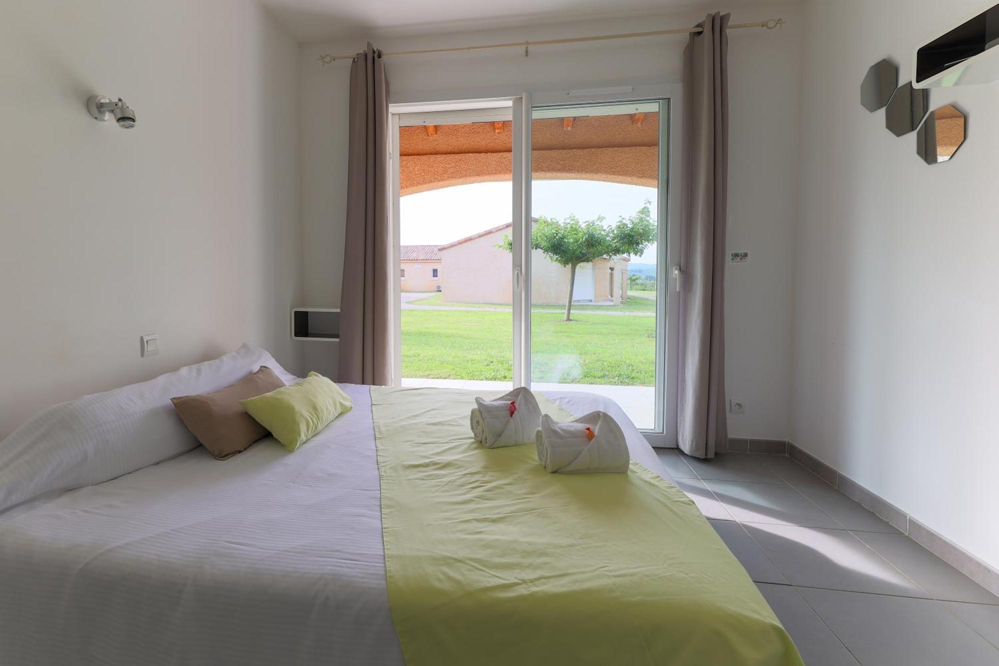 Park & Suites Village Gorges De L'Herault-Cevennes Brissac المظهر الخارجي الصورة