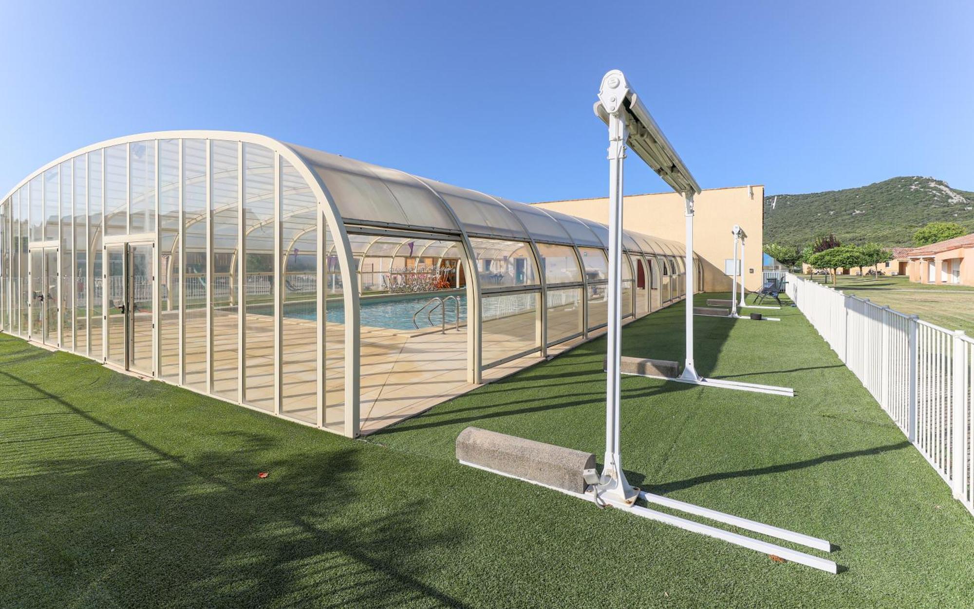 Park & Suites Village Gorges De L'Herault-Cevennes Brissac المظهر الخارجي الصورة