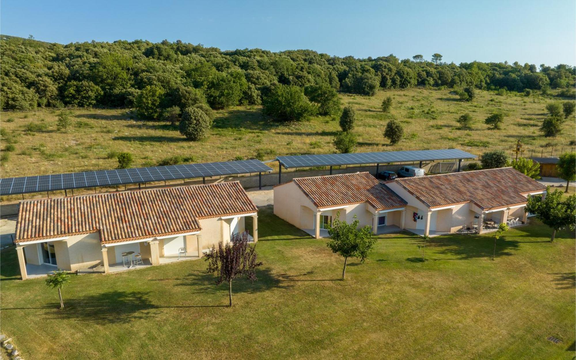 Park & Suites Village Gorges De L'Herault-Cevennes Brissac المظهر الخارجي الصورة